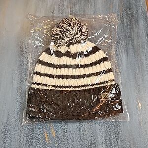 New In Package Black & White Striped Beanie with Pompom | Winter Hat